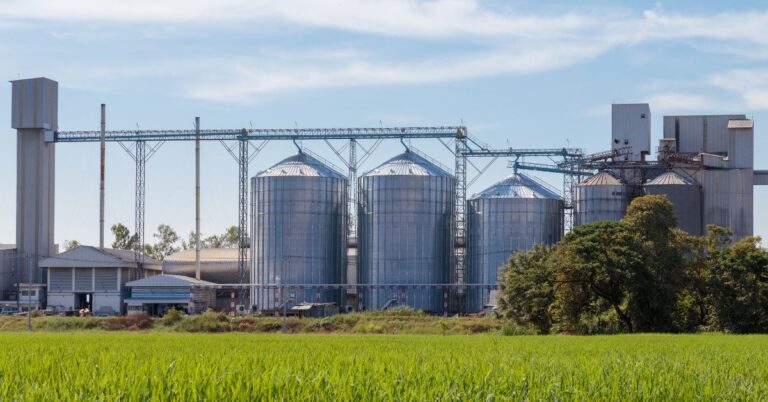 13 Different Agricultural Storage Tank Lining Options