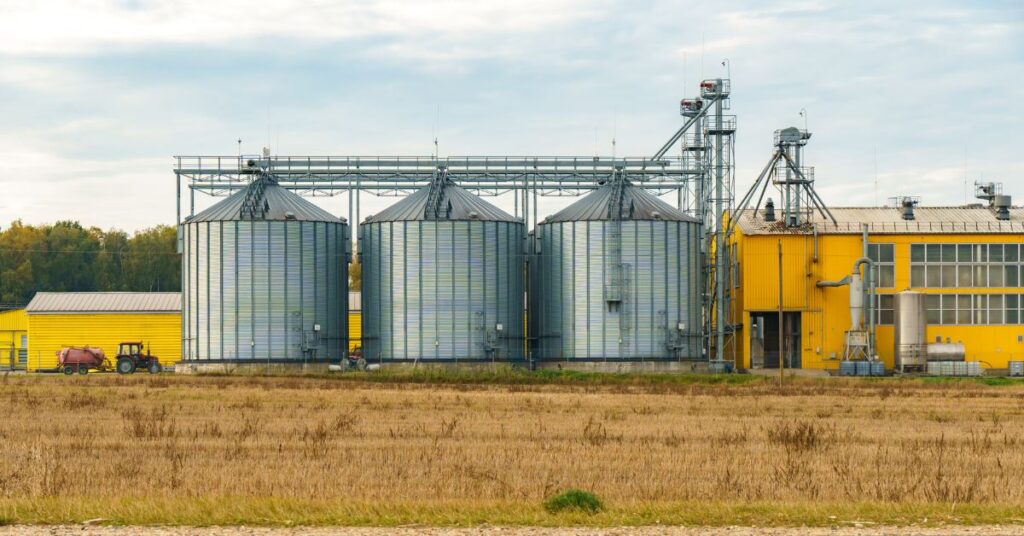 13 Different Agricultural Storage Tank Lining Options